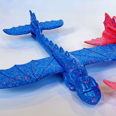 Diseños durables del OEM de los aviones de la espuma del EPP de la protección del medio ambiente que lanzan